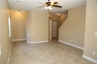 Photo #5: 2334520 Listing