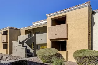 Photo #1: 2334543 Listing 