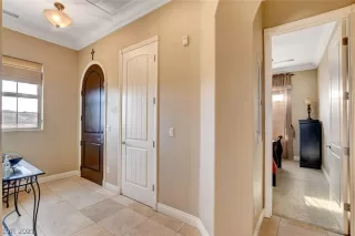 Photo #1: 2334630 Listing