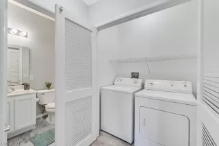 Photo #5: 2334672 Listing 