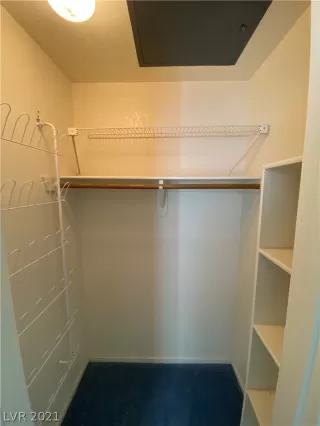 Photo #5: 2334725 Listing 