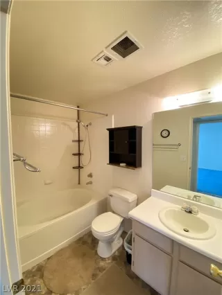 Photo #6: 2334725 Listing 