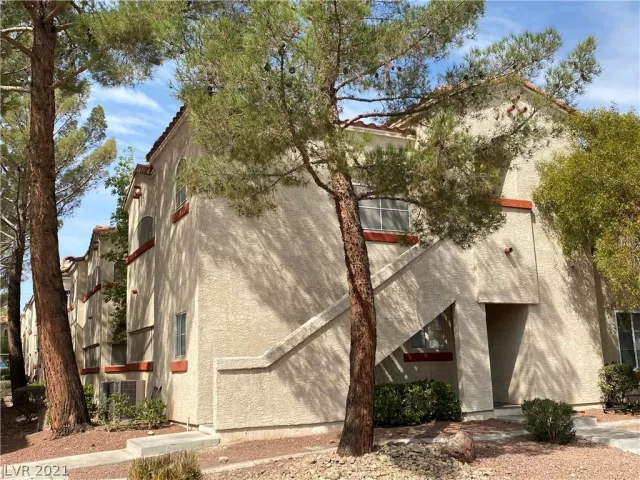 MLS: 2334753 Condo For Sale