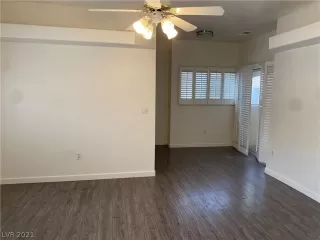 Photo #1: 2334753 Listing 