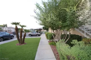 Photo #2: 2334784 Listing