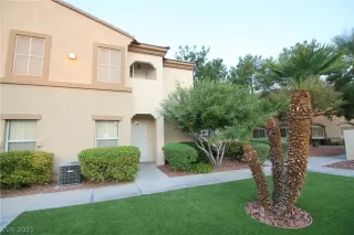 Photo #3: 2334784 Listing