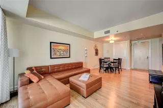 Photo #1: 2334814 Listing 