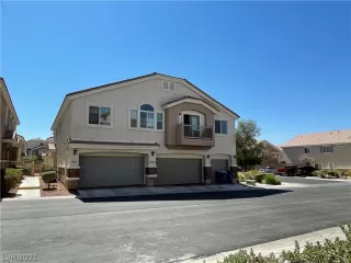 Photo #1: 2334818 Listing