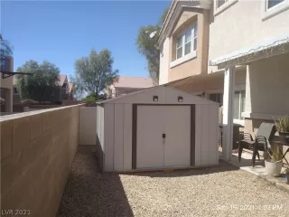 Photo #4: 2334818 Listing