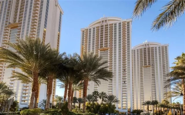 MLS: 2334824 Condo For Sale