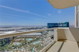 Photo #1: 2334824 Listing