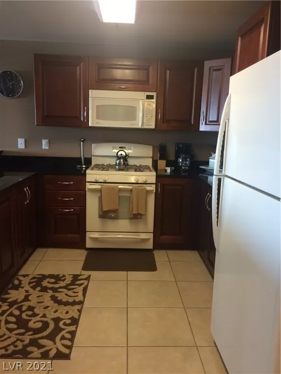 MLS: 2334852 Condo For Sale