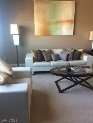 Photo #1: 2334852 Listing 