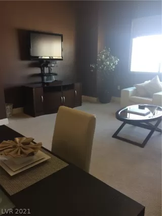 Photo #2: 2334852 Listing 