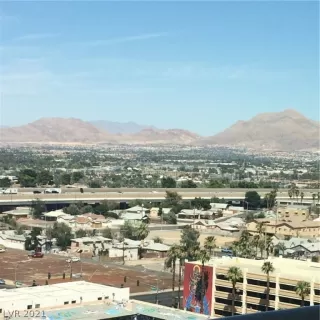 Photo #6: 2334852 Listing 