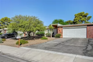 Photo #1: 2334874 Listing