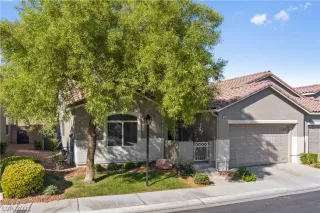 Photo #1: 2334893 Listing 
