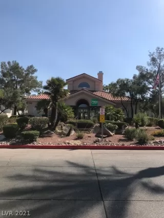 Photo #1: 2334926 Listing