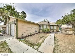 Photo #1: 2334938 Listing 