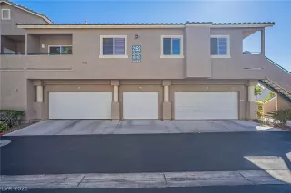 Photo #6: 2334955 Listing