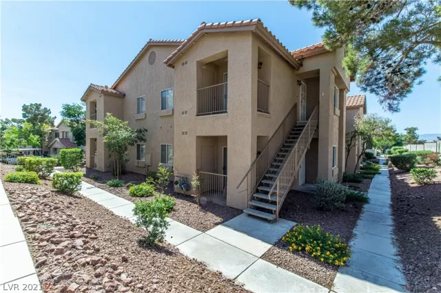 MLS: 2335063 Condo For Sale