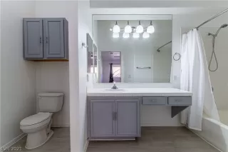 Photo #4: 2335063 Listing 