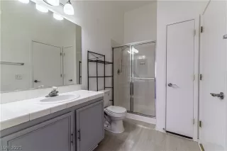 Photo #6: 2335063 Listing 