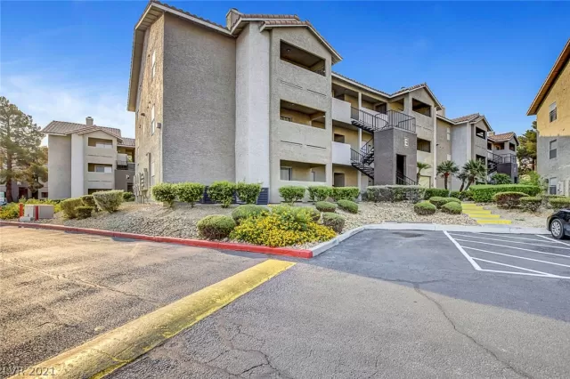 MLS: 2335144 Condo For Sale