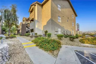 Photo #1: 2335144 Listing 