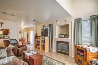 Photo #2: 2335172 Listing 