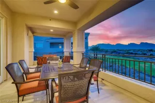 Photo #4: 2335175 Listing 