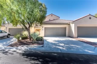 Photo #1: 2335198 Listing