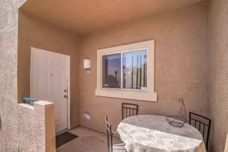 Photo #2: 2335227 Listing 