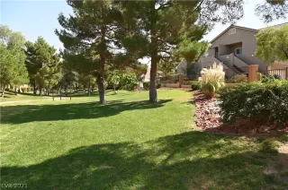 Photo #1: 2335239 Listing 