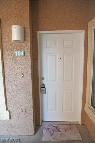 Photo #5: 2335239 Listing 