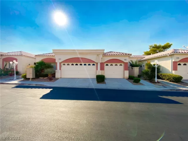 MLS: 2335269 Condo For Sale