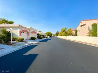 Photo #1: 2335269 Listing