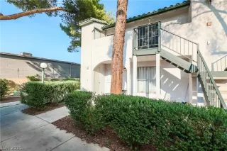 Photo #2: 2335281 Listing