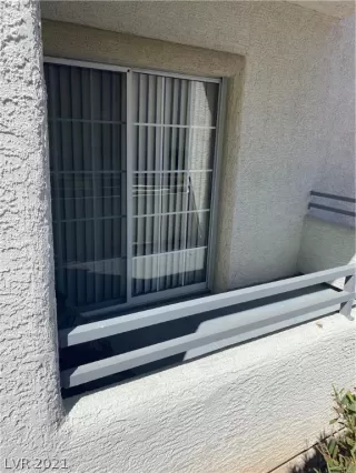 Photo #2: 2335335 Listing