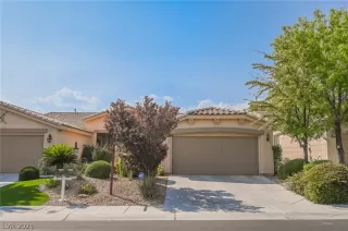 Photo #3: 2335386 Listing 