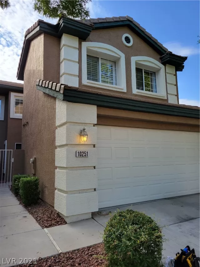 MLS: 2335407 Condo For Sale