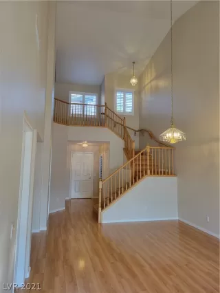 Photo #1: 2335407 Listing 