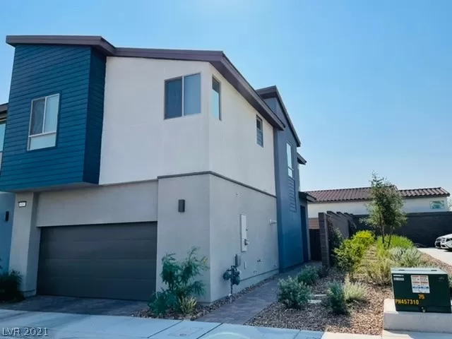 MLS: 2335412 Condo For Sale