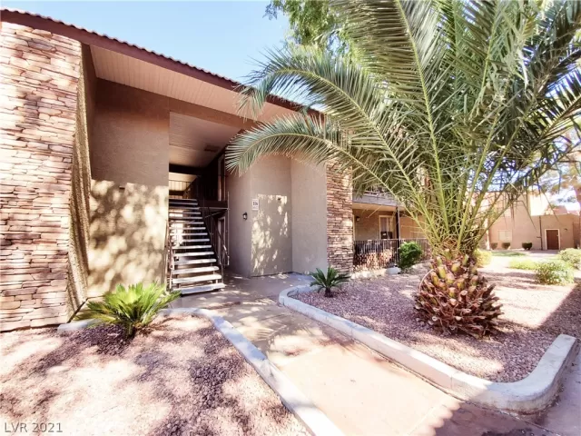 MLS: 2335419 Condo For Sale