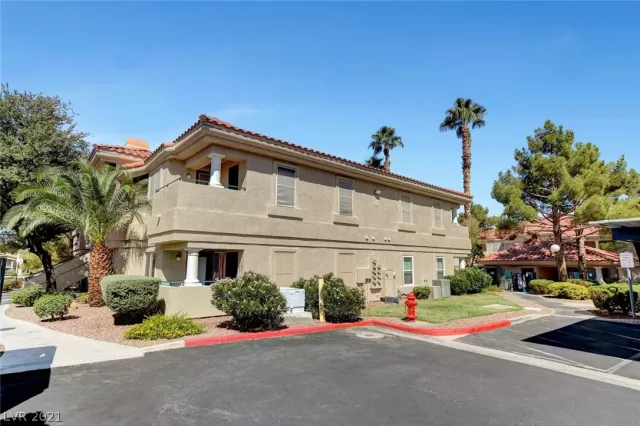 MLS: 2335430 Condo For Sale