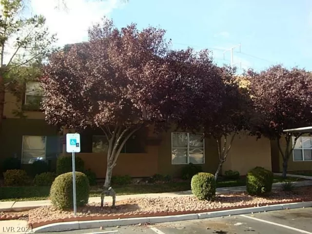 MLS: 2335433 Condo For Sale