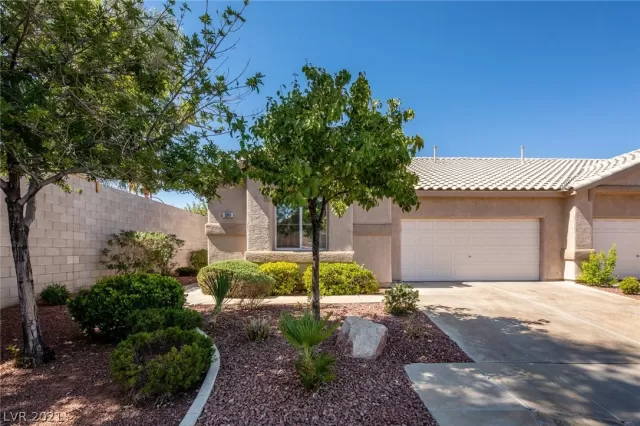 MLS: 2335457 Condo For Sale