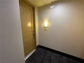 Photo #4: 2335534 Listing 