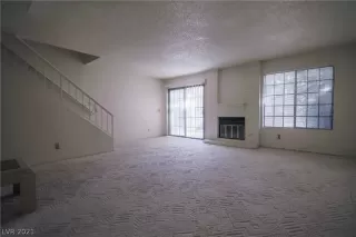 Photo #3: 2335550 Listing 