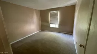 Photo #6: 2335603 Listing